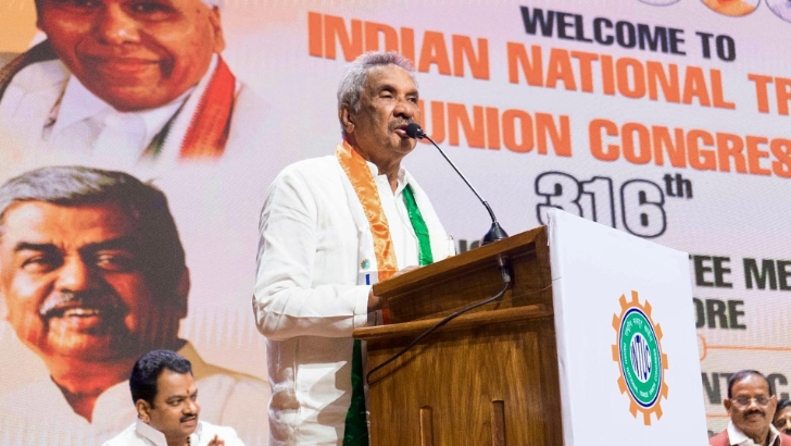 https://salarnews.in/public/uploads/images/newsimages/maannewsimage29062026_202720_WEb pics (69).png